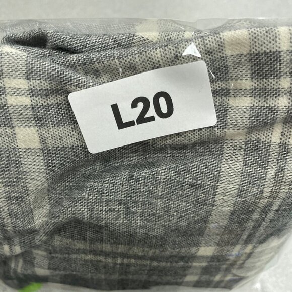 NEW Weatherproof Vintage Men's Size M Gray Plaid Button-Up Flannel Shirt - Picture 9 of 9